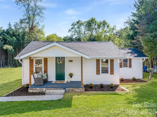 90 Camp Branch Rd, Waynesville, NC 28786