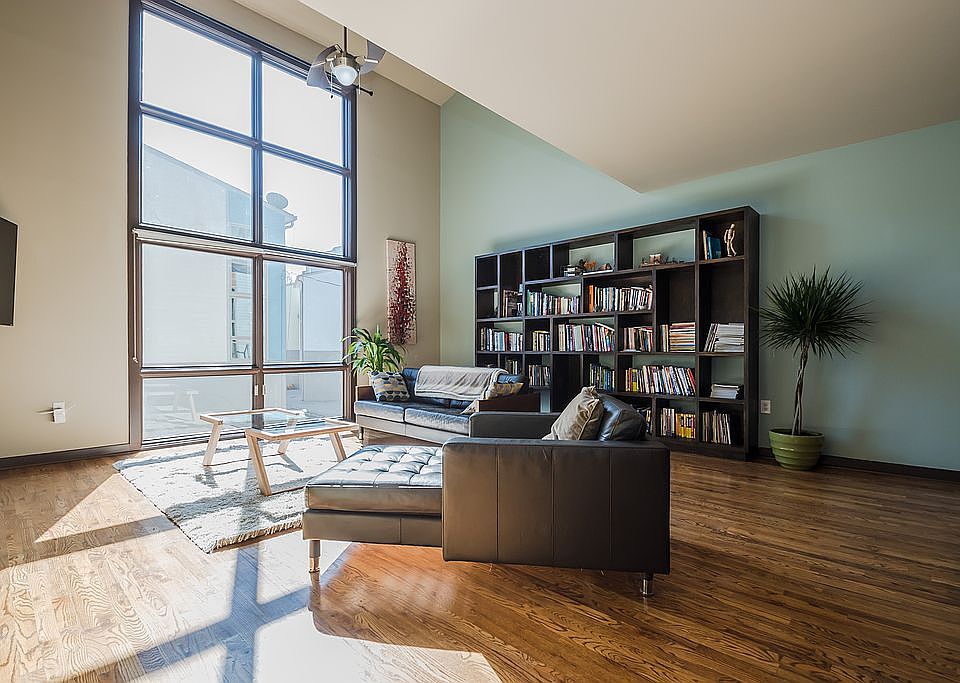 Floor to Ceiling Windows
