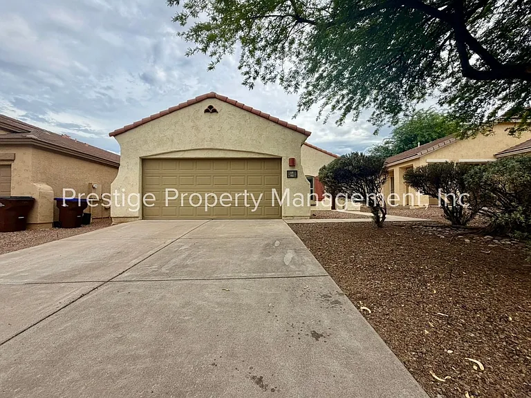 81 W Calle Guija — Photo 1