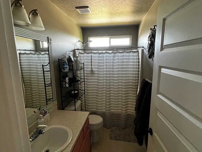 76 E Fairway Dr — Photo 17