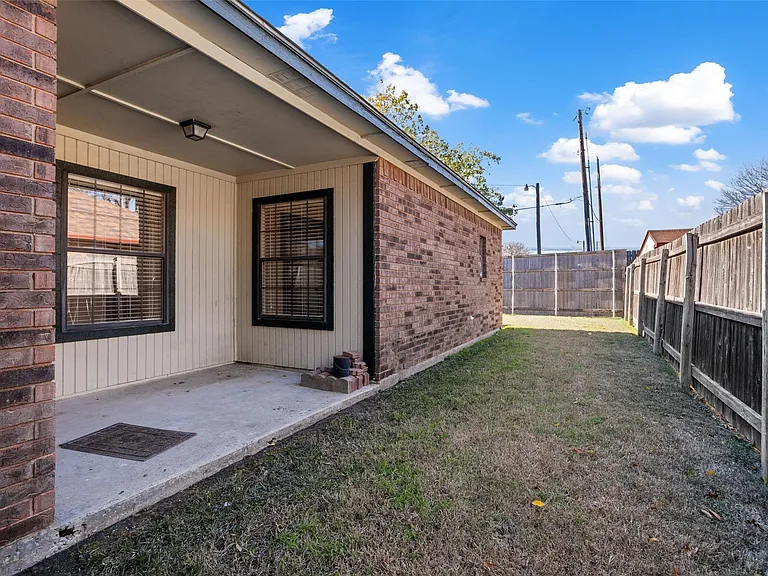4313 Flamingo Way — Photo 32