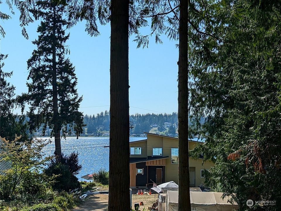 1st image of 16406 38th Ave NW