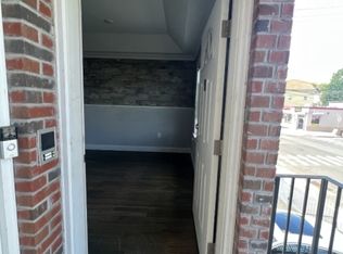 454 3rd Ave, Elizabeth, NJ 07206