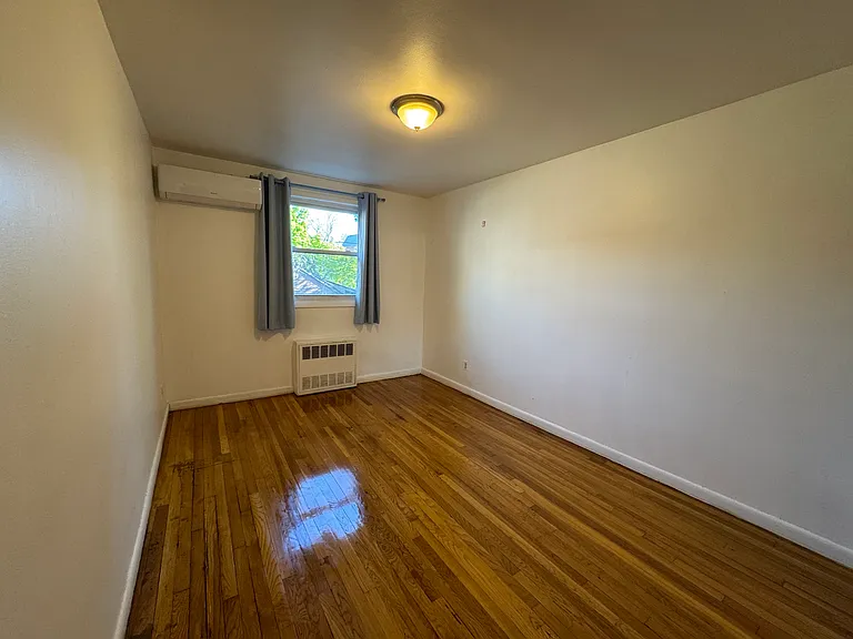 147-31 Barclay Ave #1 — Photo 5