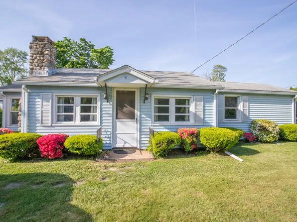 6 West Street, Old Saybrook, CT 06475