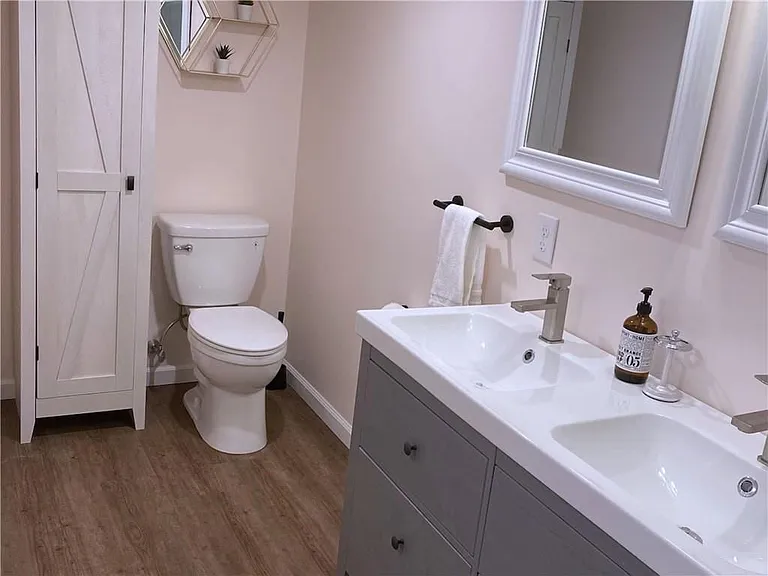 57 Saybrook Ave — Photo 12