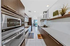 7928 East Dr #305 — Photo 8