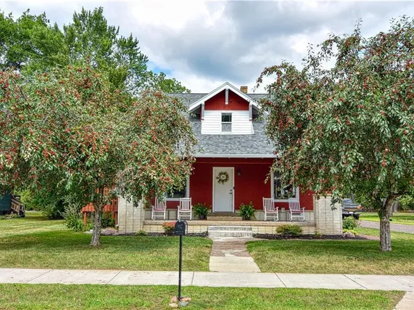 301 West Main Street, Cameron, WI 54822