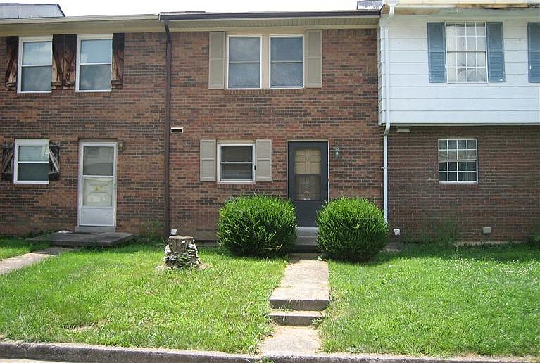 2nd image of 45 Judy Ann Ct