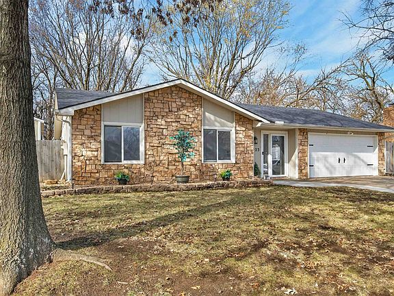 2nd image of 1423 N Rutgers St