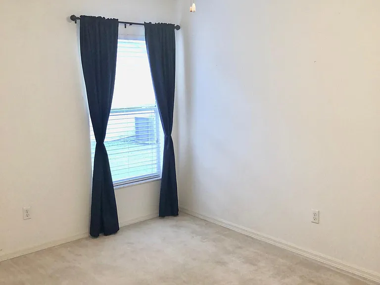 647 Bridge Creek Blvd — Photo 9