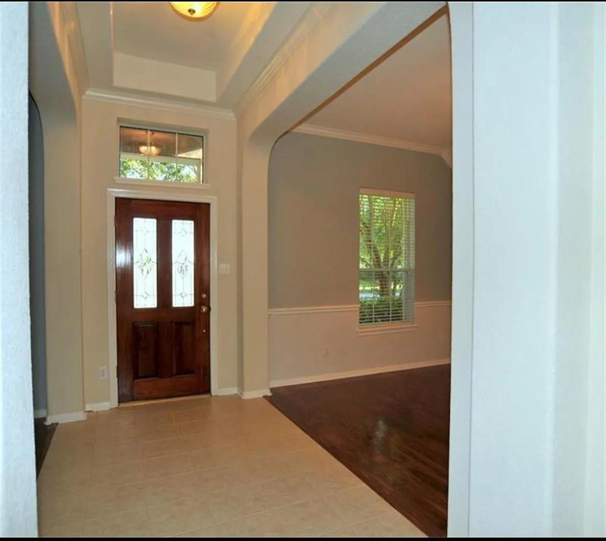 Building Photo - 1030 Walnut Pointe