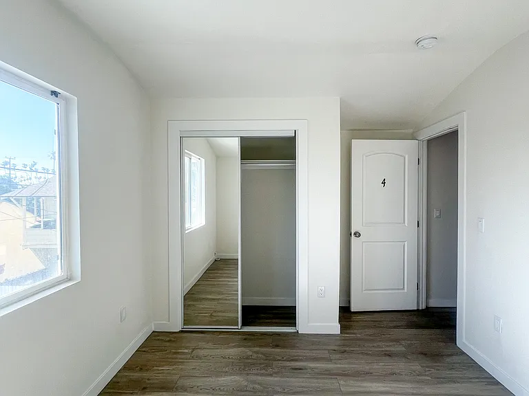 4817 S Gramercy Pl #4 — Photo 16