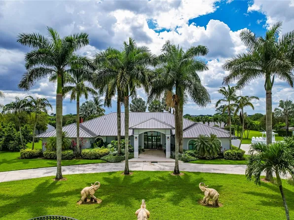 16920 SW 192nd St, Miami, FL 33187