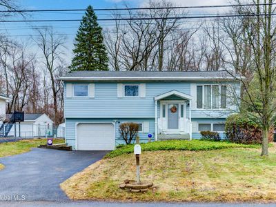 102 Rapple Drive, Albany, NY, 12205