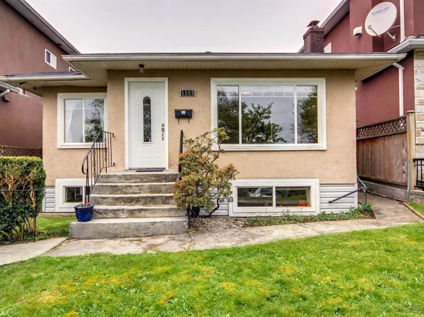 5569 Culloden St, Vancouver, BC V5W 3R9