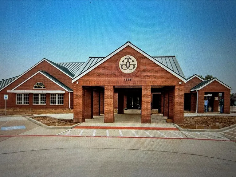 8911 Silent Willow Ln — Photo 28