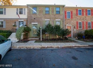 9617 Lindenbrook St, Fairfax, VA 22031