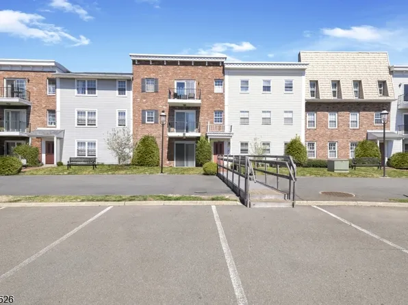 1003 Unicorn Way #H1, Clifton City, NJ 07011