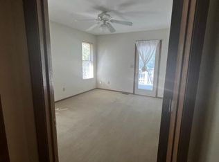 1407 N Glancey St, Andover, KS 67002
