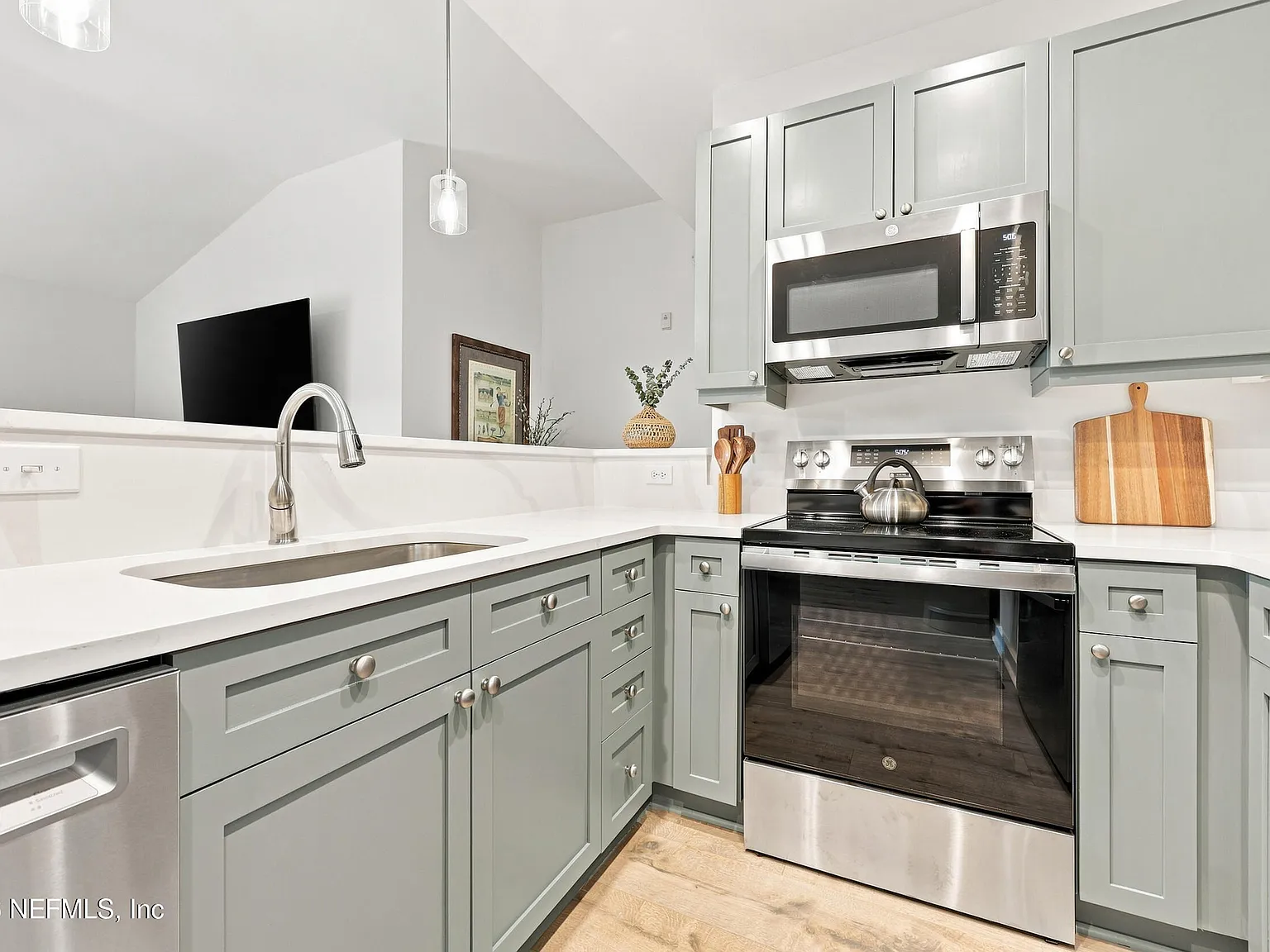 965 Registry Blvd — Photo 3