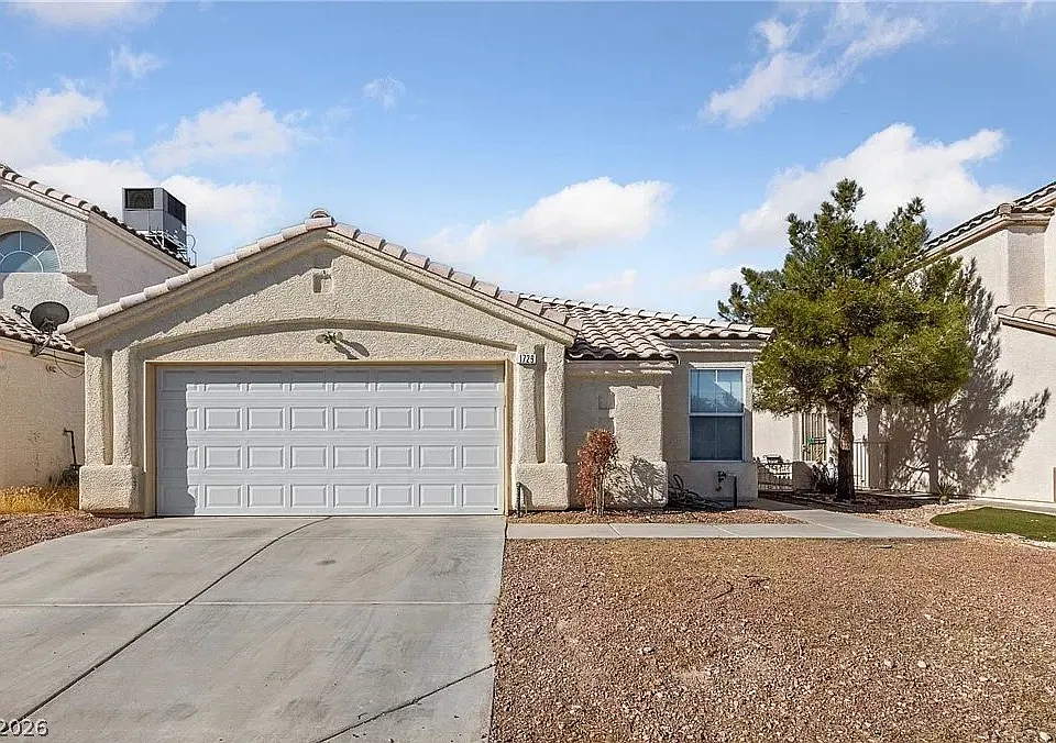 1729 Villa Vista Way