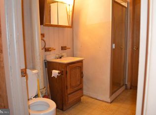 2204 Broomall St, Upper Chichester, PA 19061