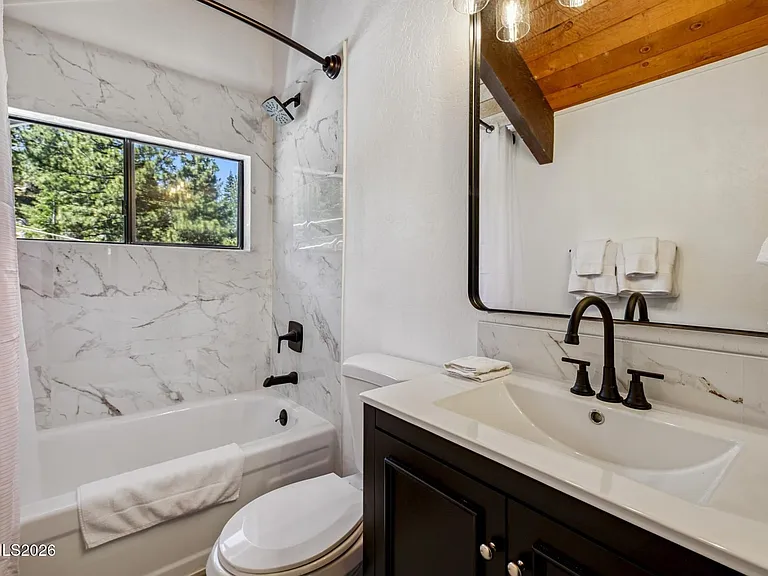 233 S Benjamin Dr #B — Photo 3