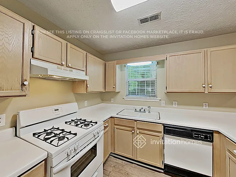 89 Sawgrass Manor Dr — Photo 7