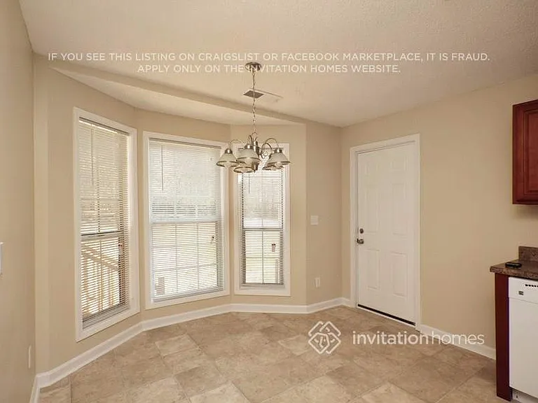 5261 Springtide Ln — Photo 8
