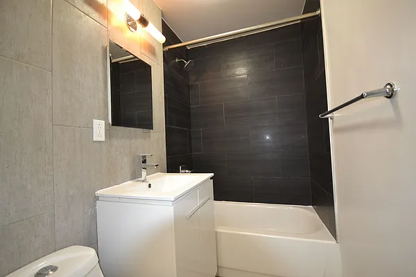 Rented by Silverstein Collection LLC  | media 12