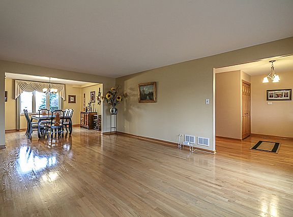 5th image of 13532 Glen Eagle Ct