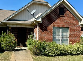 509 Castlebury Ln, Calera, AL 35040