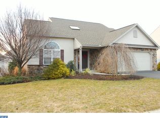 1004 Sunny Ridge Rd, Reading, PA 19605