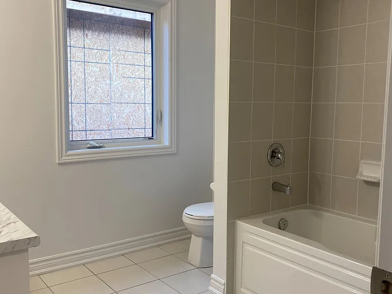 332 Moody St — Photo 17