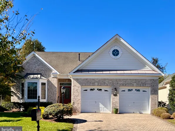 15589 Alderbrook Dr, Haymarket, VA 20169