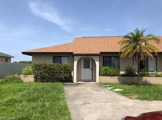 1716 SW 15th Pl, Cape Coral, FL 33991