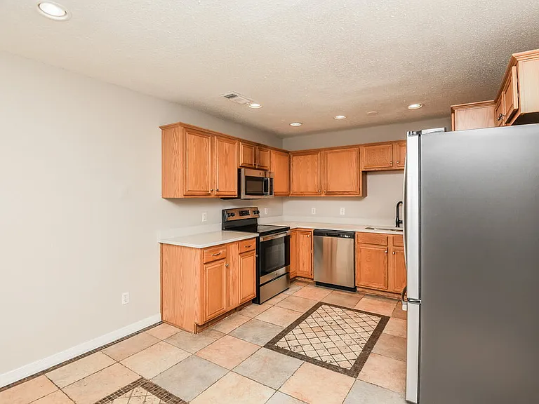 7007 Rovato Dr — Photo 8