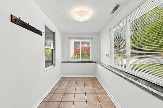 118 Dekalb St, photo 17