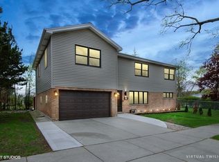 8267 N Ozark Ave, Niles, IL