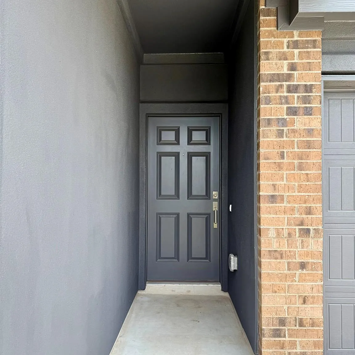 4 bed, 3.0 bath, 2022 sqft, $2,349 — Photo 3