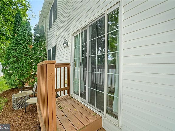 5th image of 148 Gala Dr