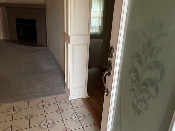 4th image of 8226 Meadowside Dr