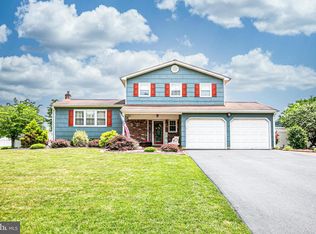 24 Tar Heels Rd, Hamilton, NJ 08619