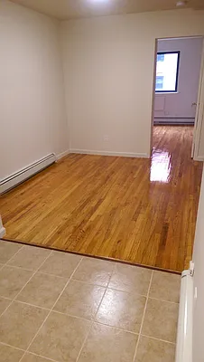 Rented by Metro Garden Realty NYC | media 4