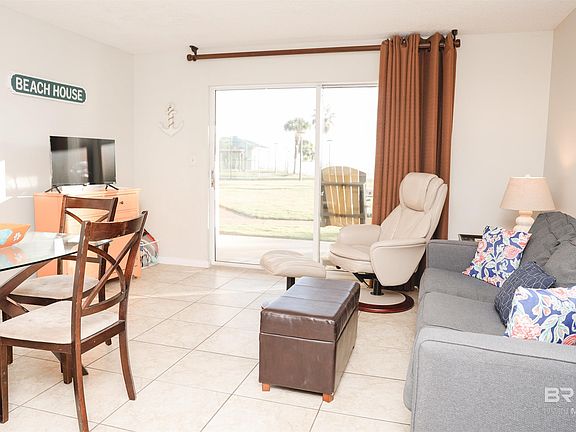 4th image of 645 Plantation Rd #6108
