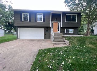 3003 Winesap Dr NE, Grand Rapids, MI