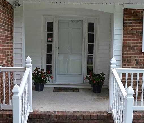 3rd image of 2102 Gracewood Dr