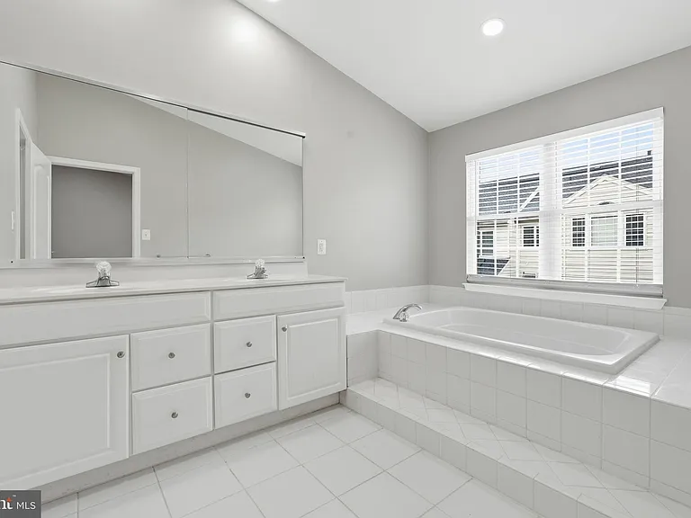 25196 Whippoorwill Ter — Photo 25
