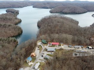 225 Bill Hunter Rd, Celina, TN 38551